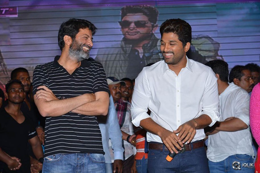Son-Of-Sathyamurthy-Movie-Success-Meet-at-Vizag